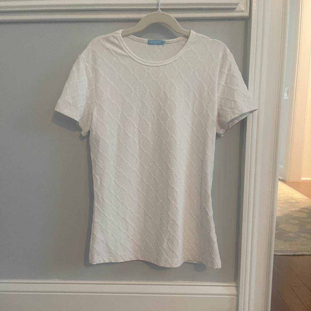 Xs White J.McLaughlin Top - jacquard, fitted white tee